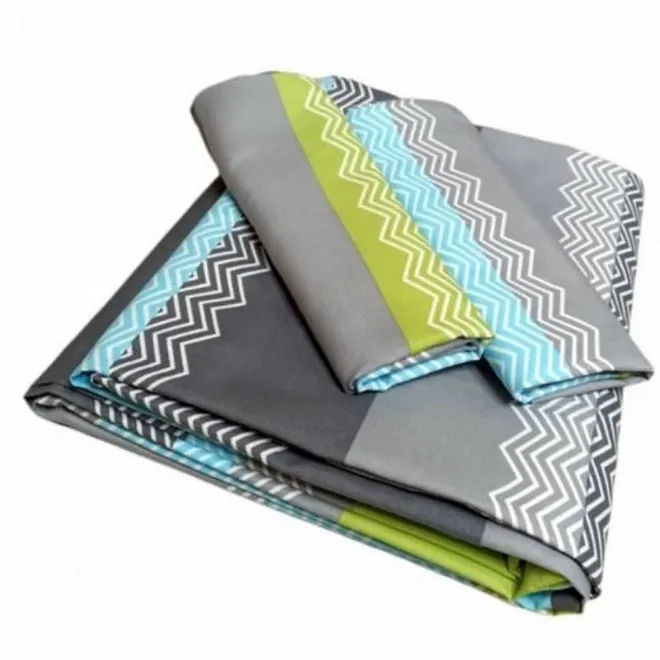 Juego de sábanas estampado gris con olas 