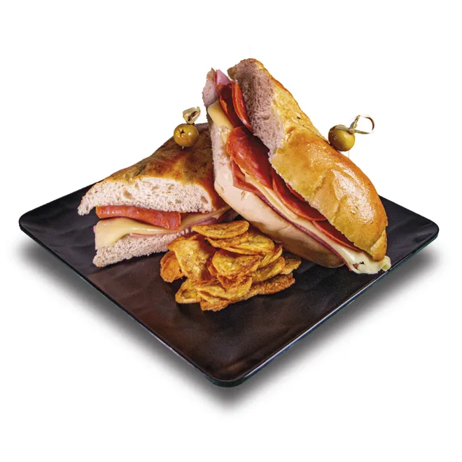 Sándwich de Jamón, Queso y Chorizo