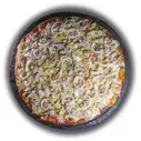 Pizza con atún y cebolla